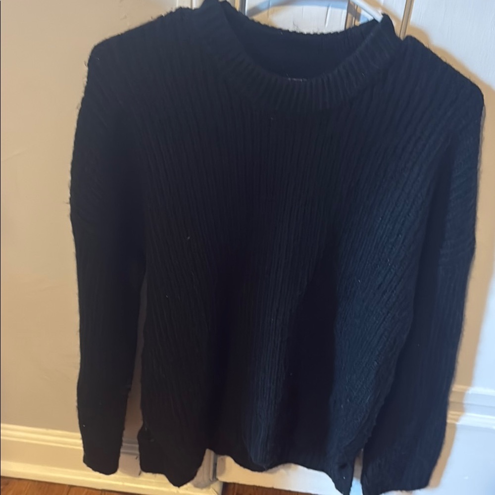 Abercrombie & Fitch Black Crew Neck Sweater Timeless Design